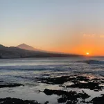 アパート Paradise Sunset タコロンテ